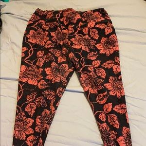 Lula roe. One size leggings